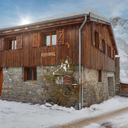 Le Petit Paradis, Chalet Au Coeur Des 3 Vallees Saint-Marcel  Buitenkant foto